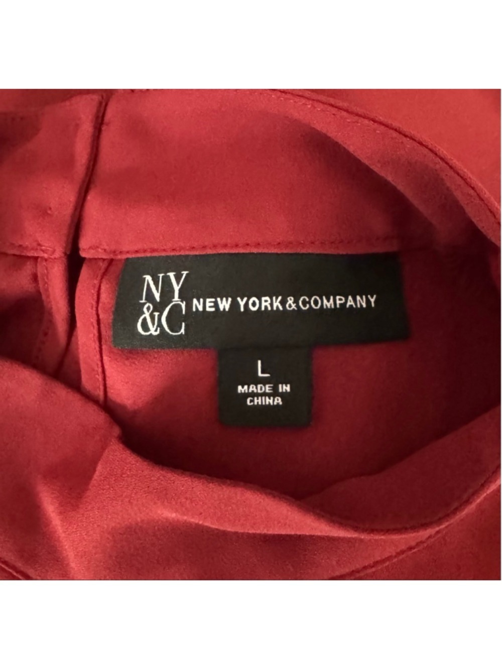 Women's New York & Company Red Blouse with Black Trim, Size L - Picture 4 of 6